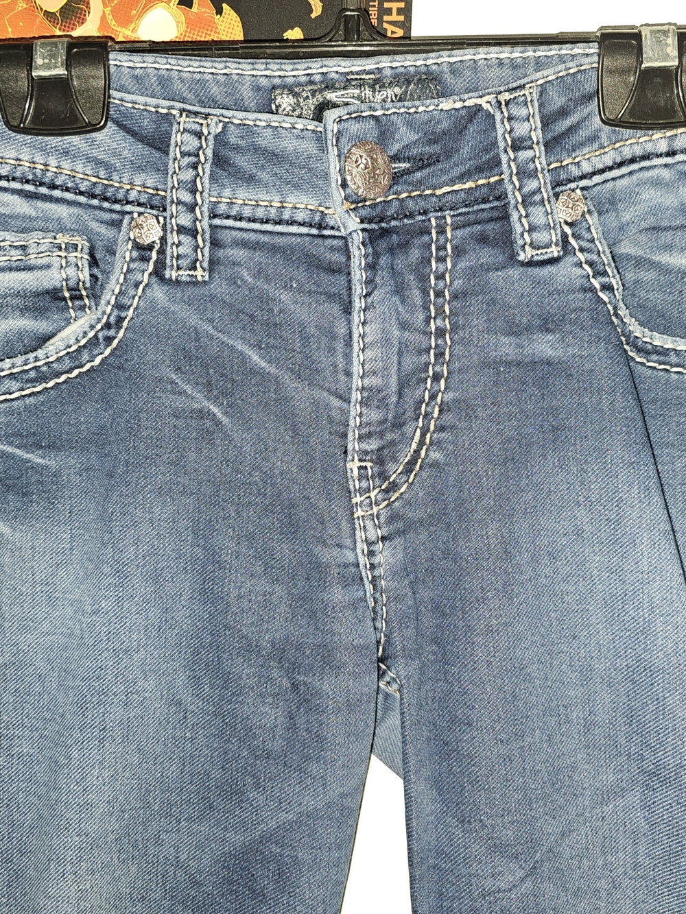 Silver Jeans Blue Boyfriend Jeans with White Contrast Stitching